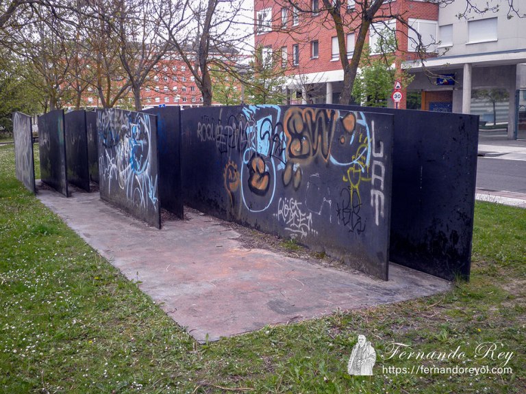 Menhires para la infancia